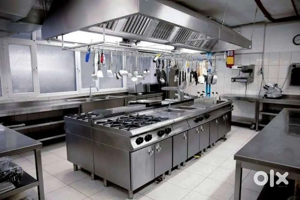 Kitchen helper crew member