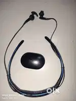 Samsung Bluetooth earphone