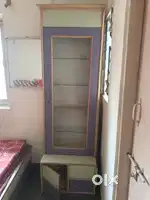 2 Dressing tables