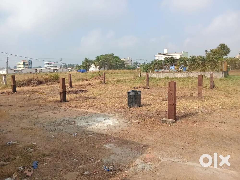 6cents land- EastnSouth road,near Aditya degre Colege Rayalam,Bhimavrm