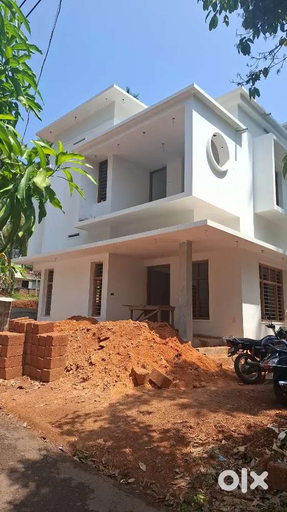NEW HOUSE FOR SALE IN KOZHIKODE NEAR MALAPPURAM