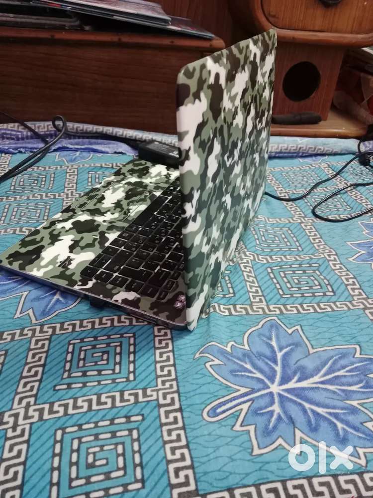 Hp elitebook 840 G3 8GB i5 core