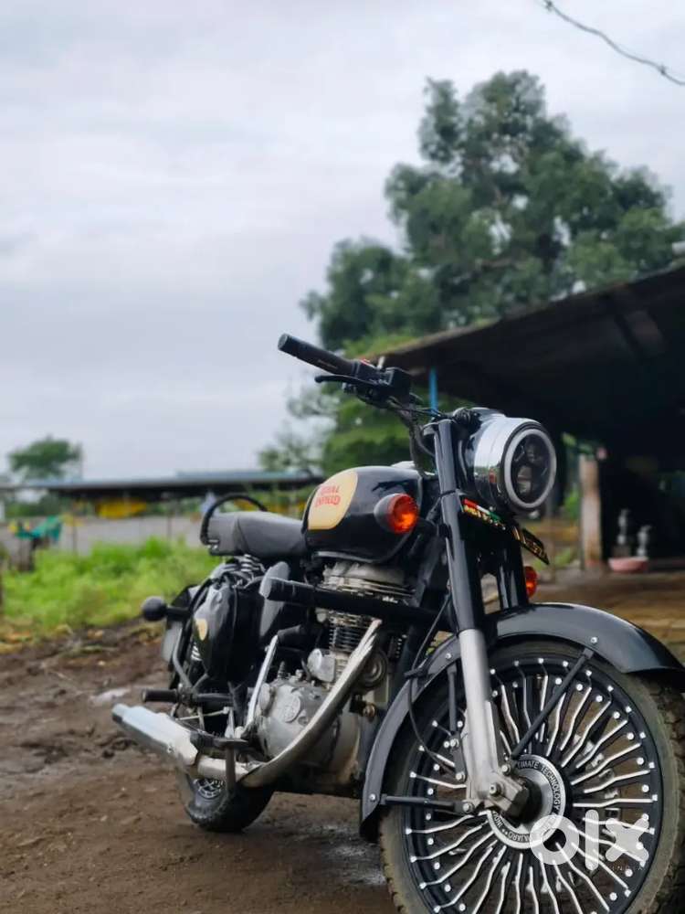 Bullet classic 350 in good condition 2nd owner