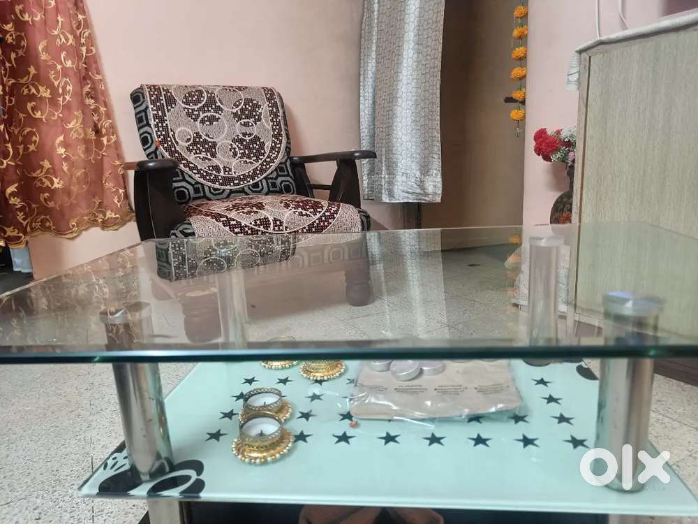 Wooden Sofa Set with Complimentary Centre Table