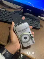 Canon zoom 90U It doesn't work but it's good for the show.