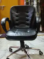 Chair - Black Revolving Office Chair