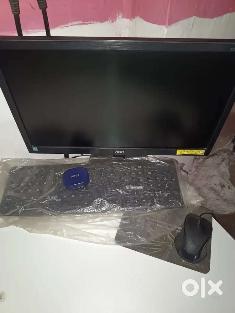 Excellent condition desktop 8gb ram, 256gb ssd, windows10