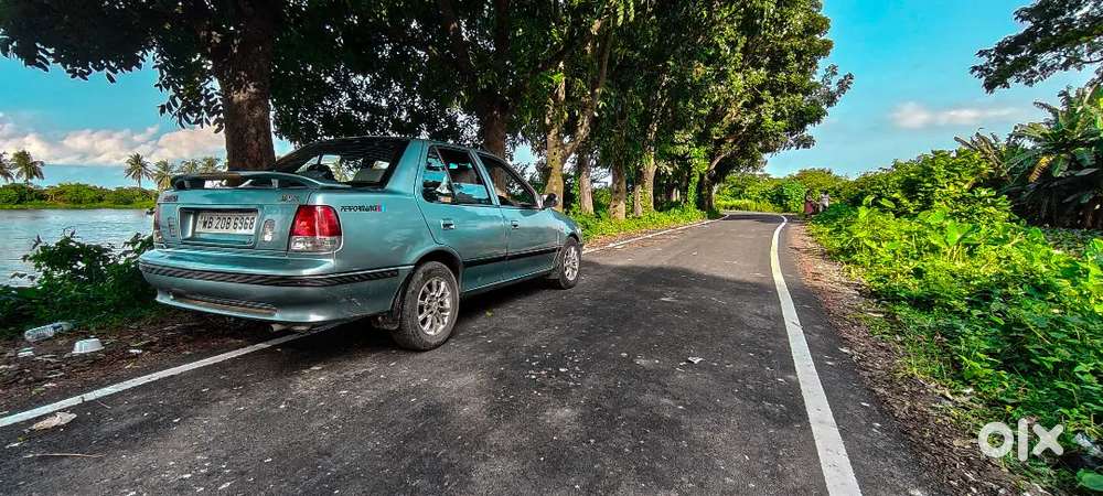 Maruti Suzuki Esteem 2001