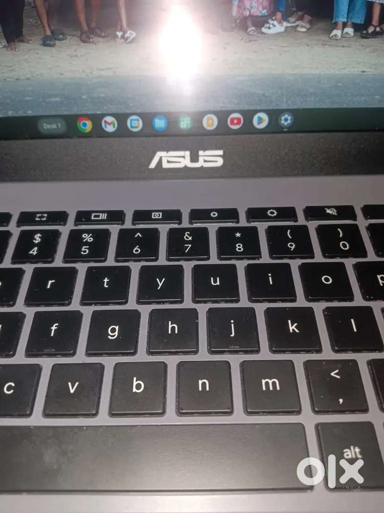 Asus CHROMEBOOk