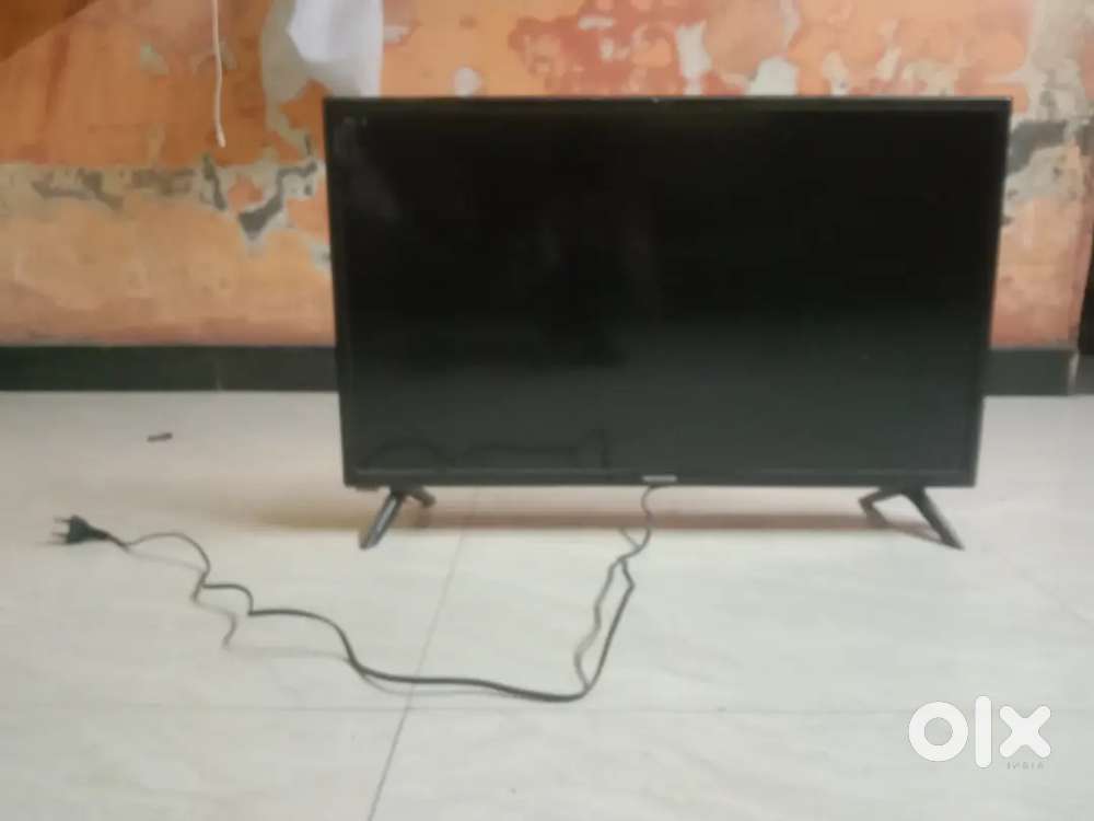 टीव्ही चालू आहे पण बॅक लाईट गेले आहेत रिपरी केला तर नीट होईल