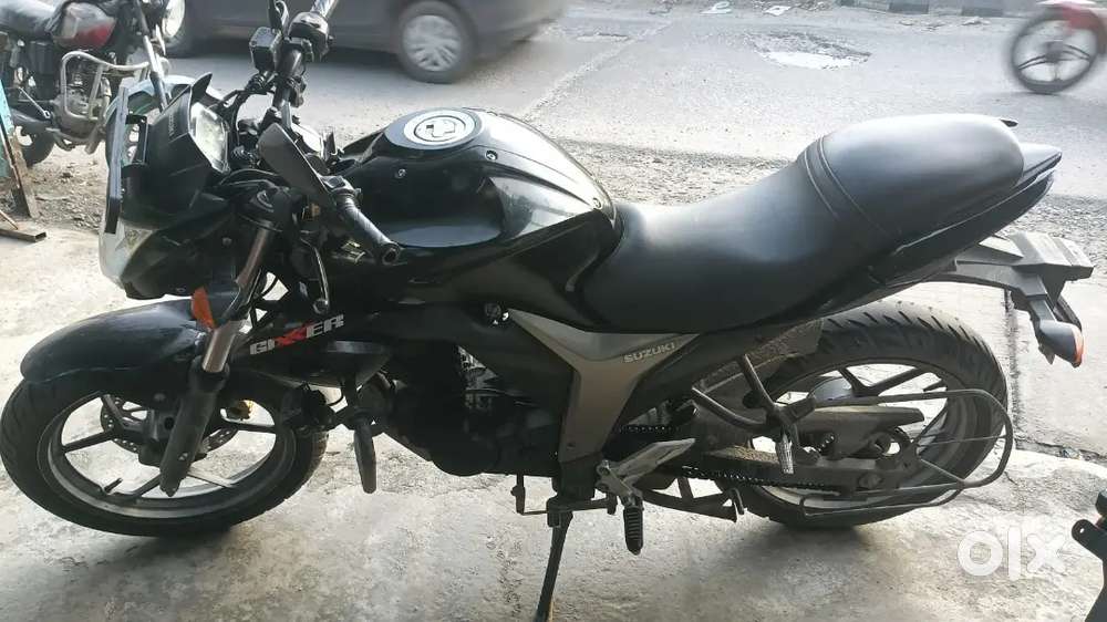 Suzuki Gixer Self Start 1st Owner Insurance Running