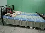 Queen size bed