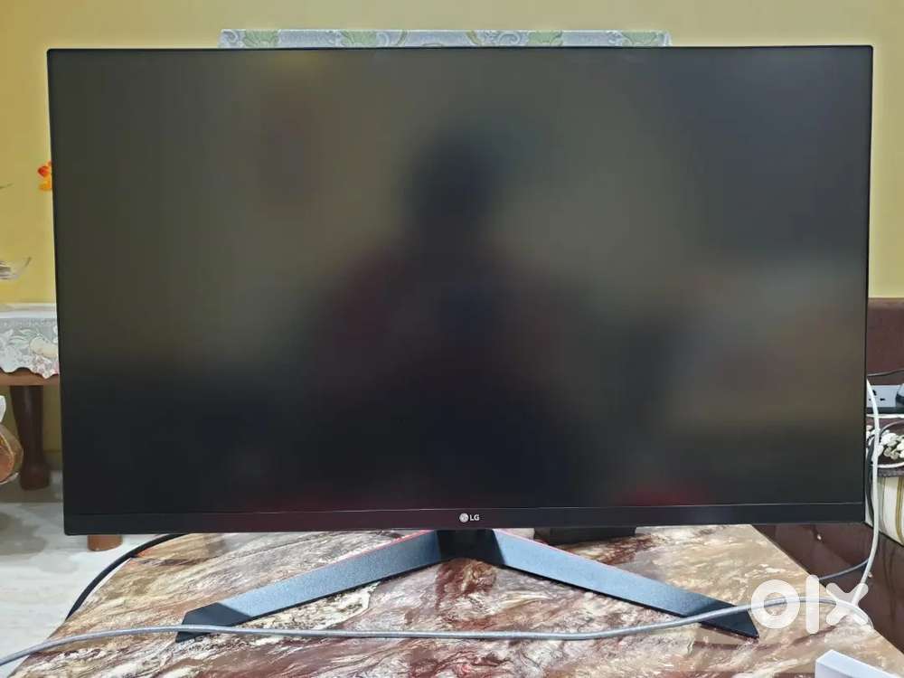 LG 32 Inch 2k monitor - 144 Hz refresh rate