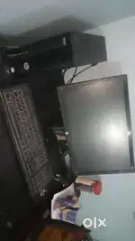 Hp with pc computer also with mouse and keyboard all acessories