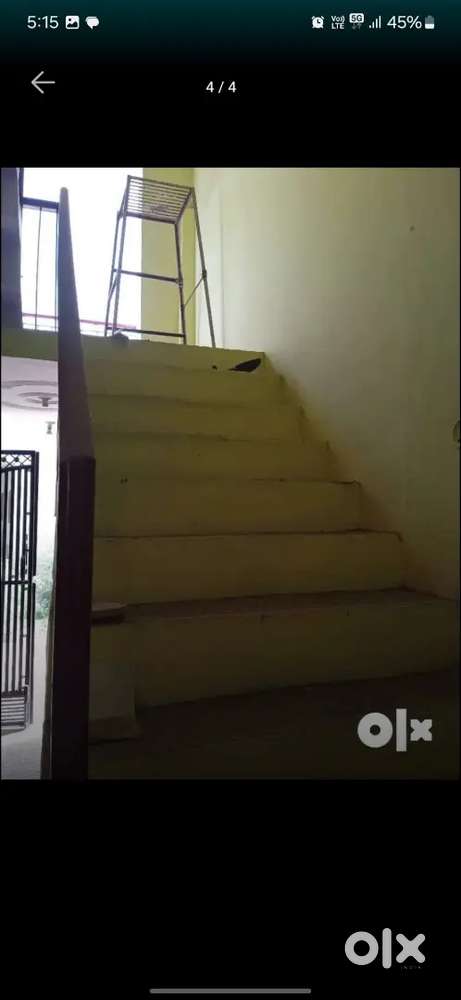 2 bedroom 1 kitchen 1 bathroom lobby area