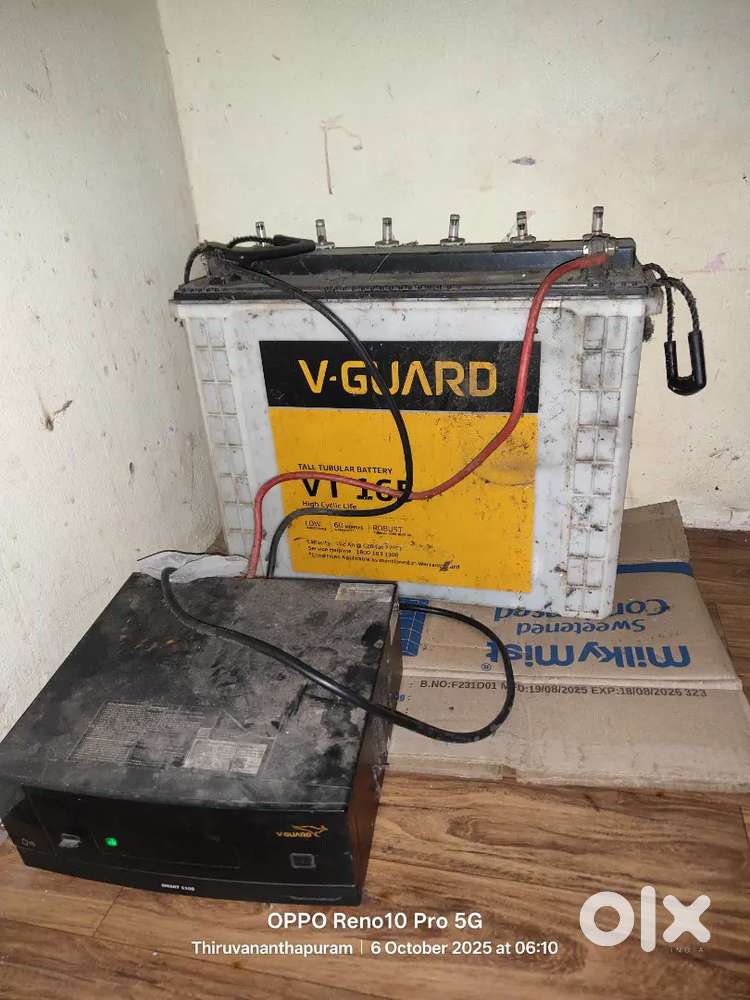 Invertor with battery