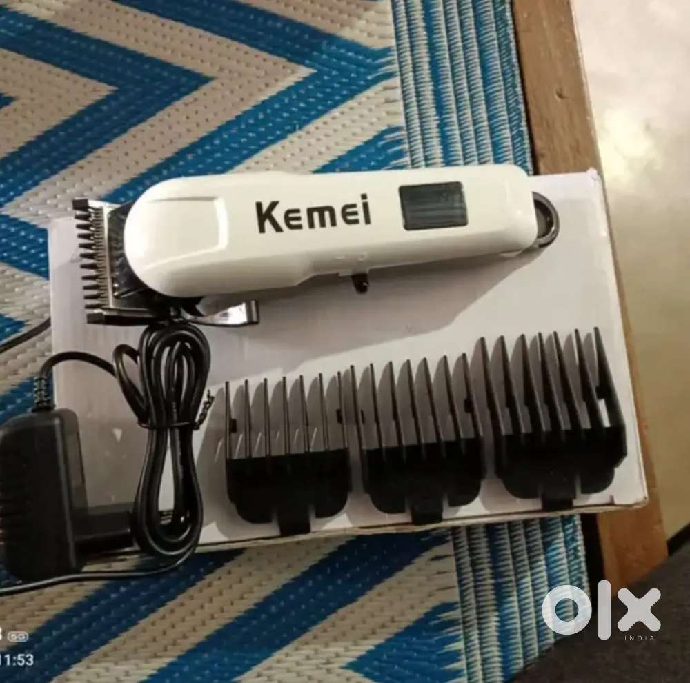 Kemei trimmer it's available