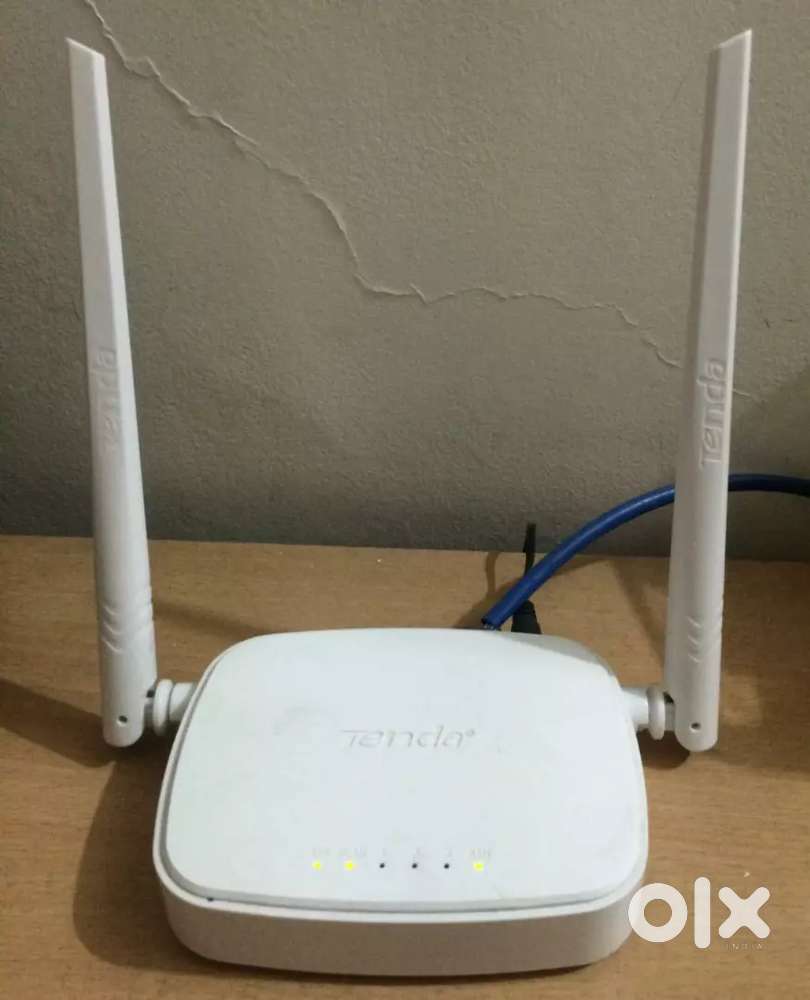 Tenda WiFi Routér