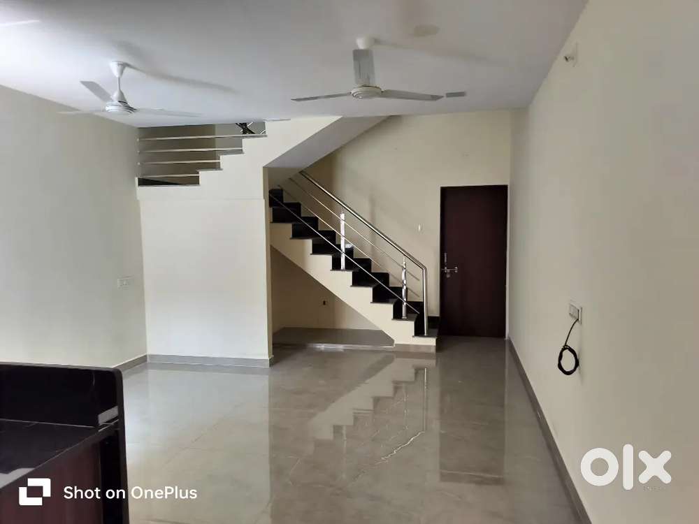 3BHK TENAMENT SEMI FURNITURE Airport road near D Mart