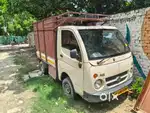 Gaadi me koi kaam nhi gud condition  new betterry hai abhi warranty m