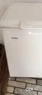 D fridge with ice Cream container