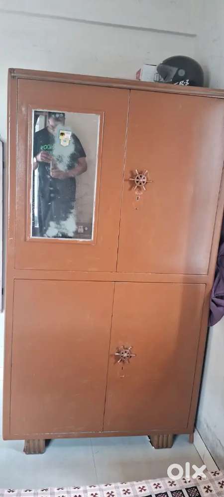 Cupboard (goof quality)