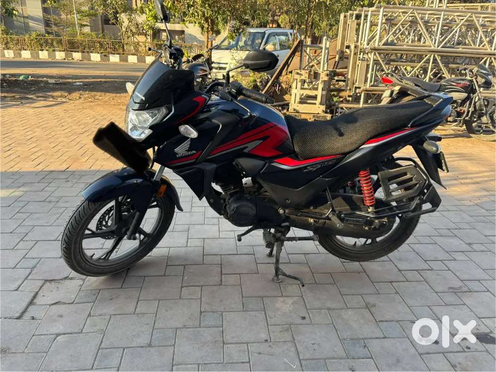 Honda sp125 66kmpl showroom condition