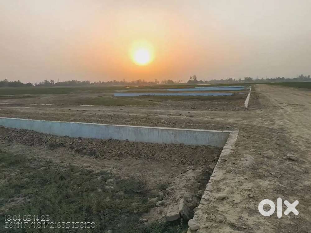 पूर्वांचल एक्सप्रेसवे से 5 मिनट की दूरी पर प्लांट ले बैंक लोन सुविधा