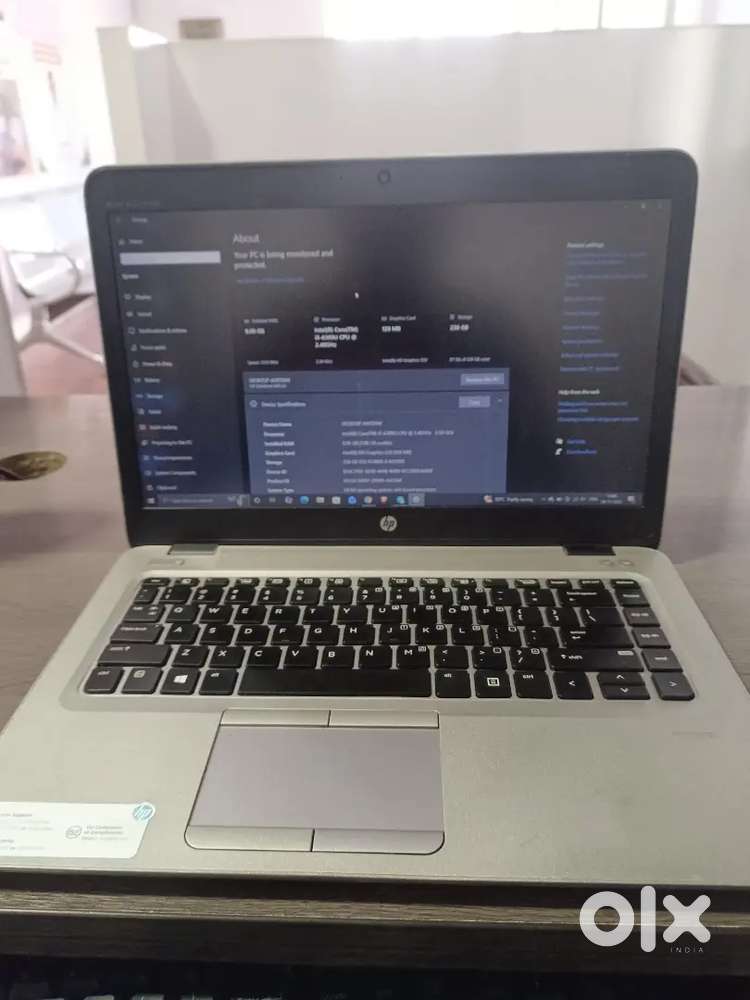 HP laptop (8gb Ram,256 gb storage )