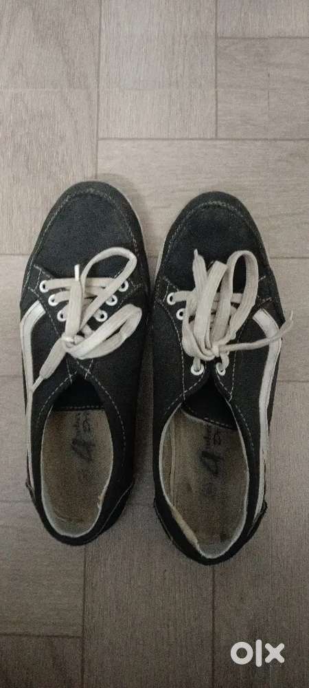 Shoe (black)