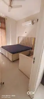 Unused 3bhk 3+1bhk 4bhk 4+1bhk fully furnished in Uptown skyla