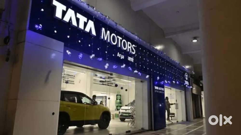 TATA MOTORS शोरूम मे आवश्यकता हैं पुरुष और महिला की आवश्यकता हैं!!