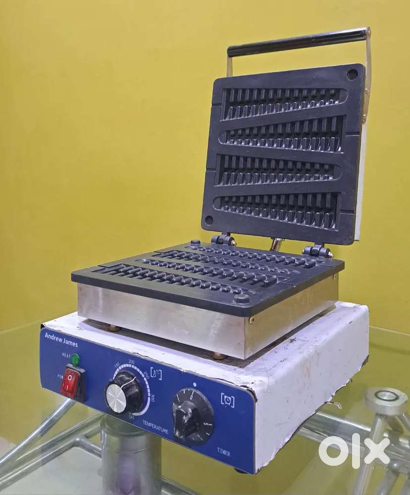 Lolly/Tree Waffle Maker - Andrew James
