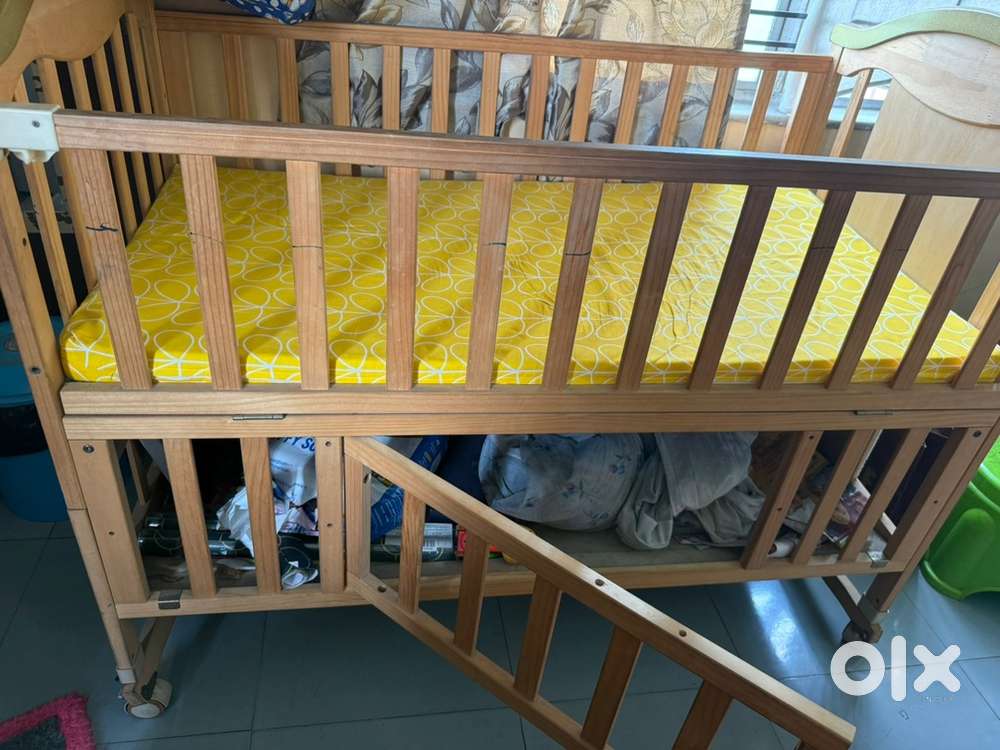Baby crib for selling