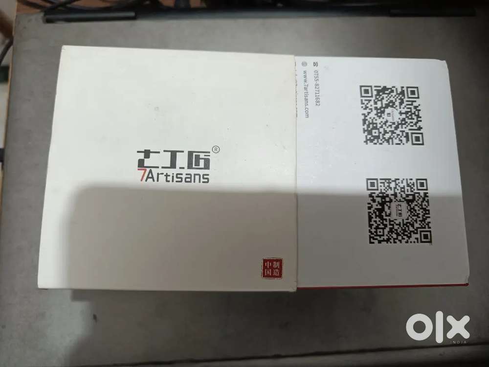 Canon EF to Fuji FX autofocus adaptor & Fuji XA7 charger batteries