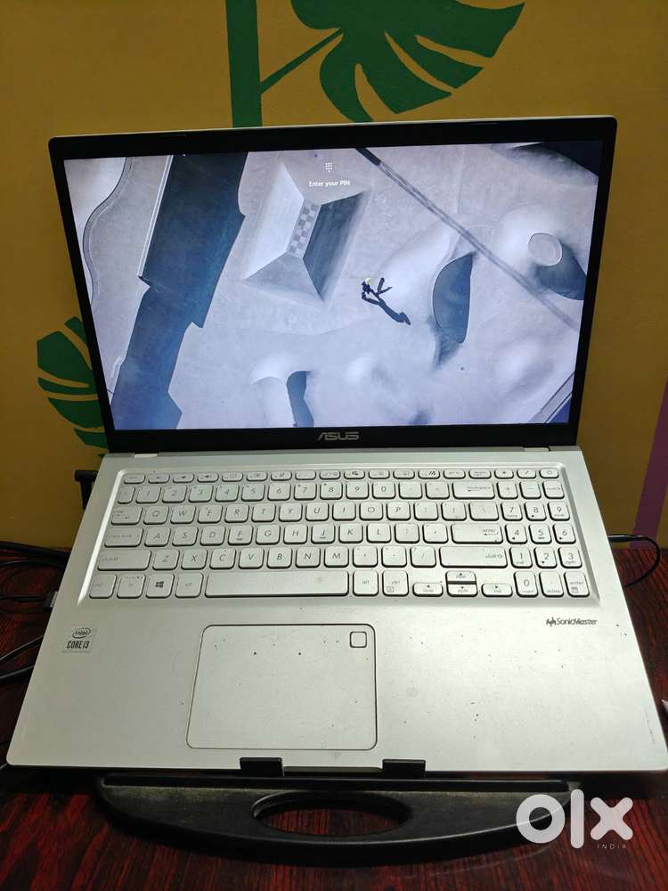 Asus X515JA 8GB 512SSD i3 processor, Silver colour.