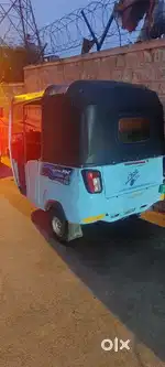 Driver for electric auto wanted