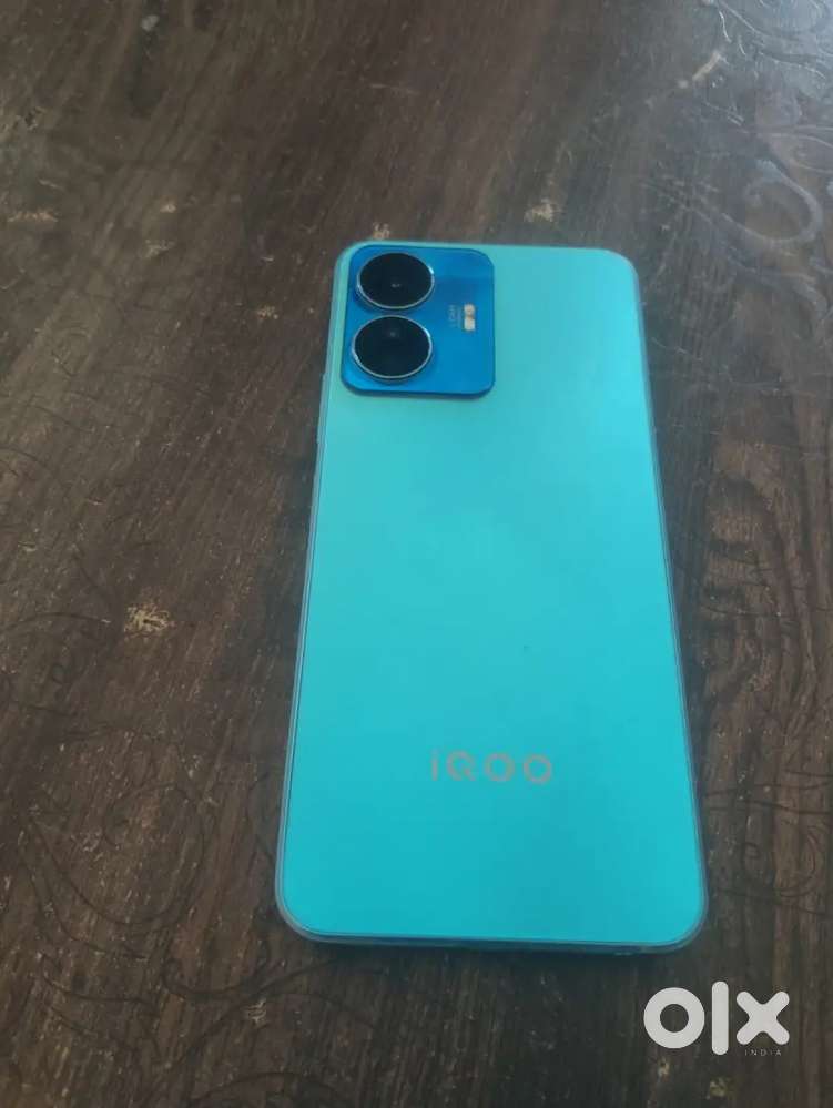 iQOO Z6 lite, ( mobile in new condition)