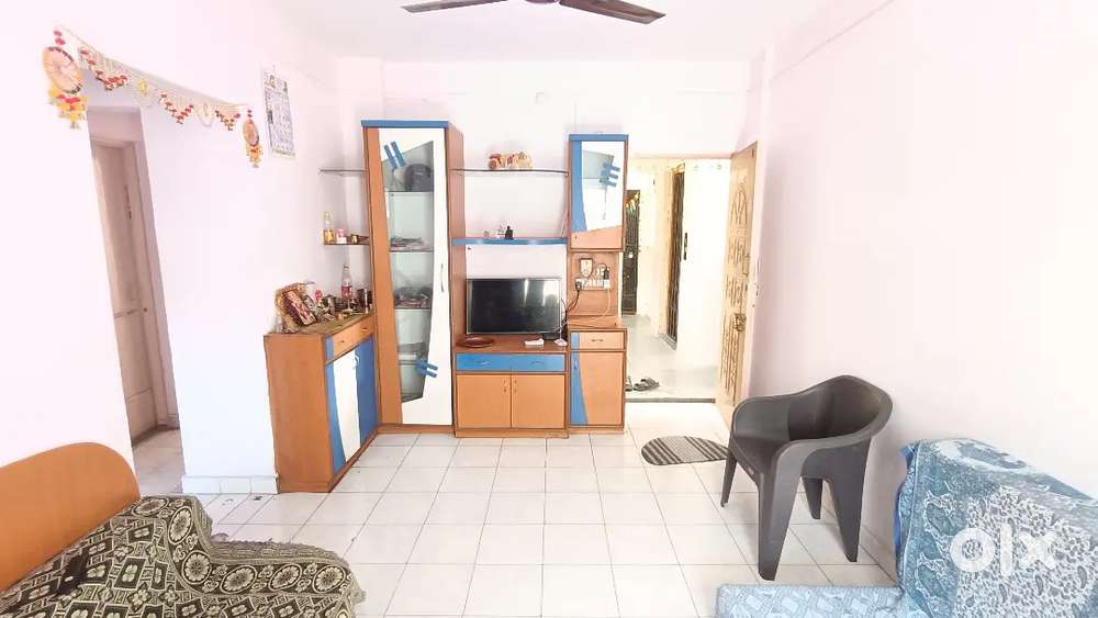 2Bhk Old Sangvi Bus Depo Only Family Society Two Wheeler Parking Semi