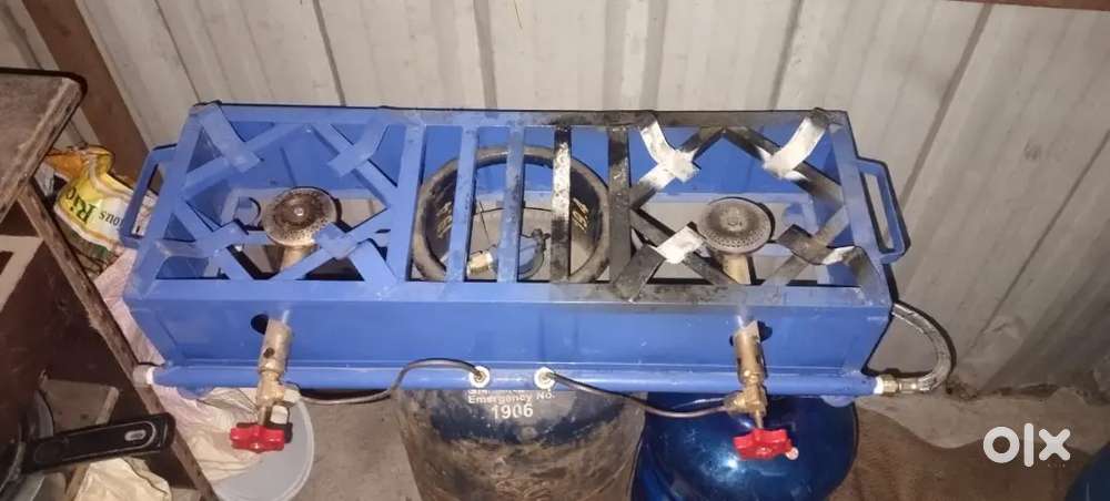 Commercial Gas cylinder  and stove .