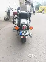 Classic 350cc white 2015-kms 51000