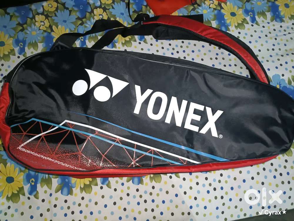 Yonex kit bag