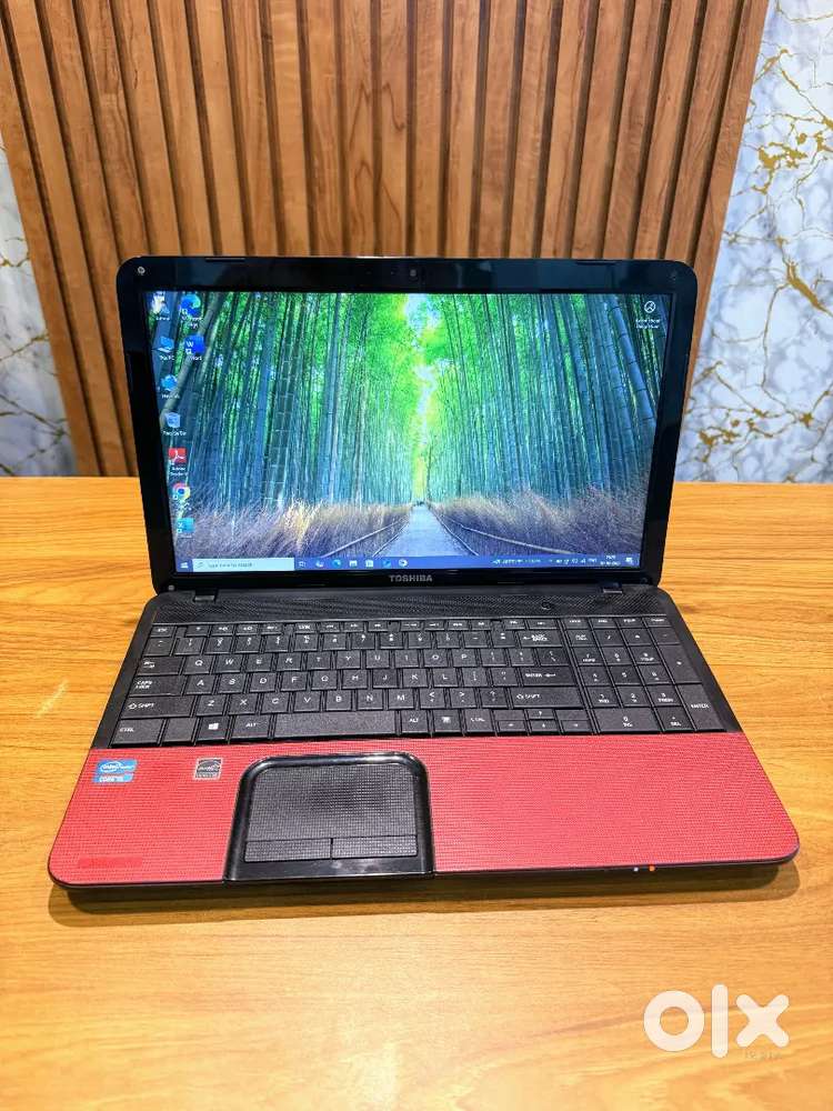 Toshiba Satellite i5 Laptop - Excellent Condition
