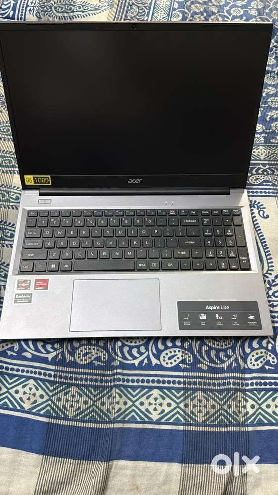 Acer aspire lite 16/512