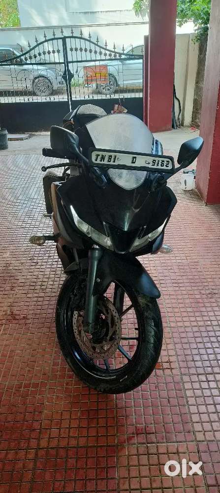 Yamaha R15 V3