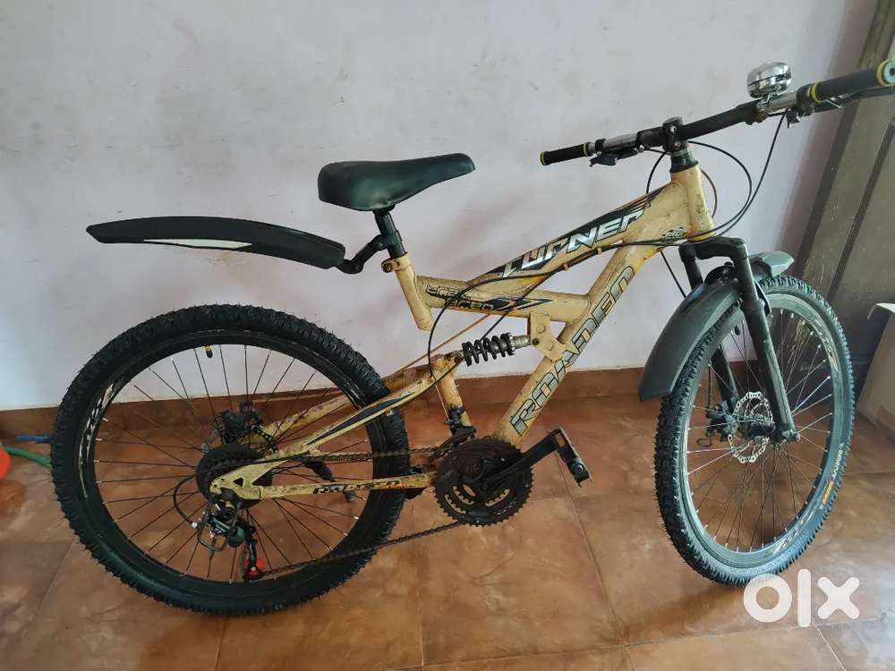 Full work done- new tyres, new seat, new mulguard, new break set