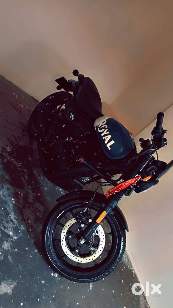 Royal Enfield hunter 350 brand new condition