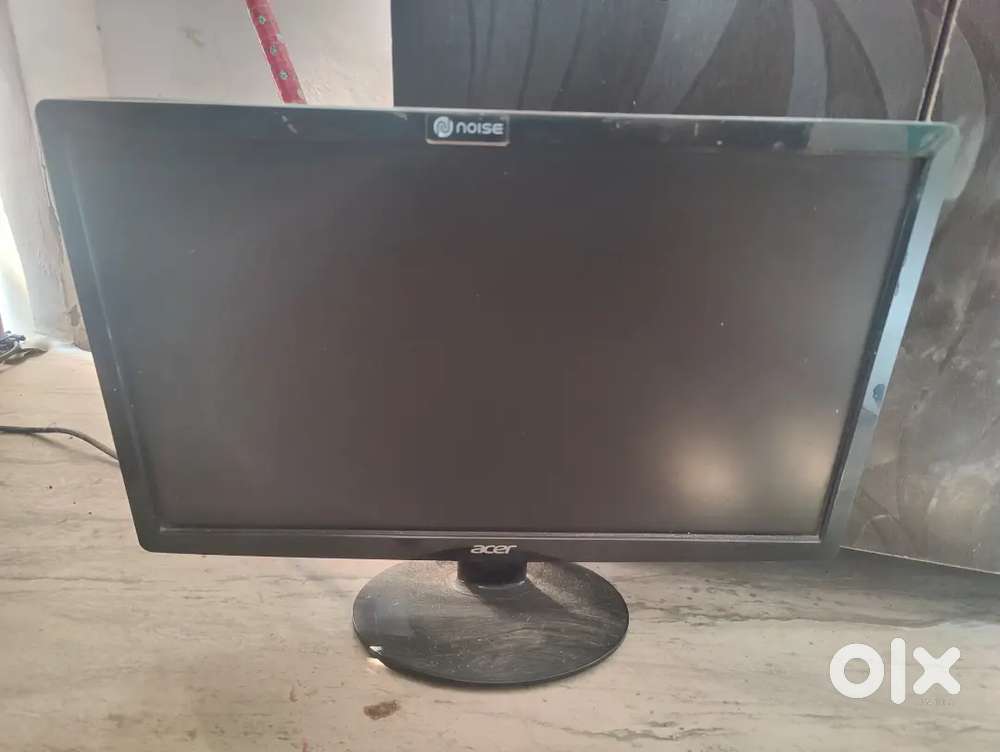 Acer Monitor screen LCD 18 inch urgent sell