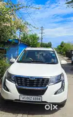 Mahindra XUV500 2019