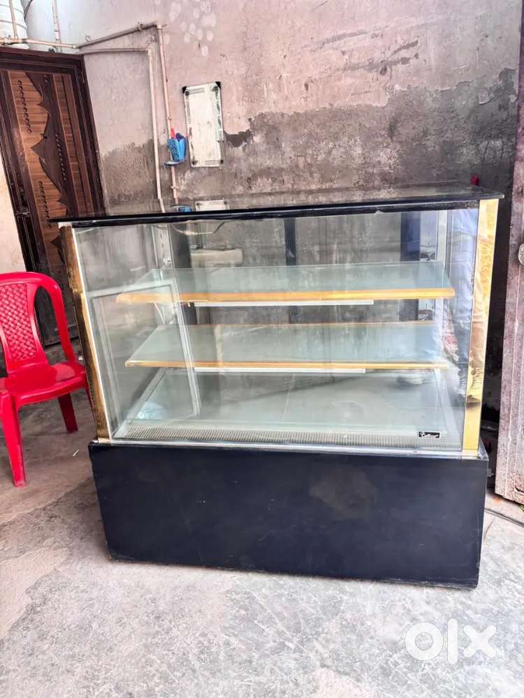 Celfrost air cooling fridge